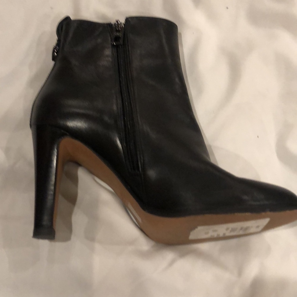 Coach black zippered bootie - Picture 4 of 5